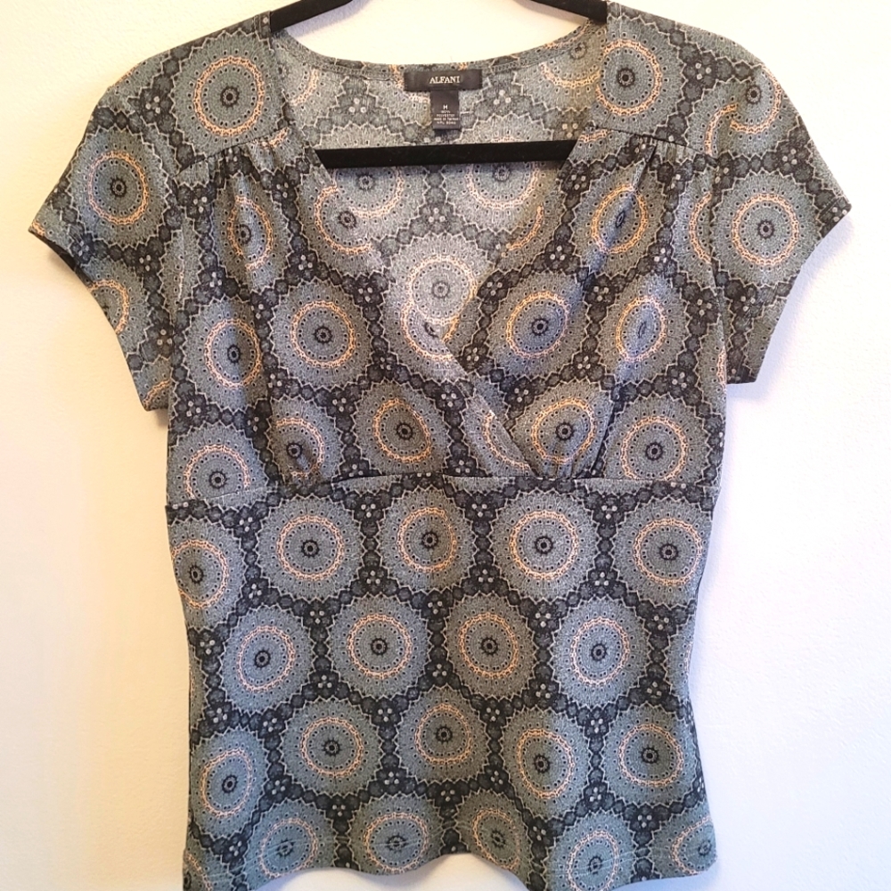 Alfani women's top